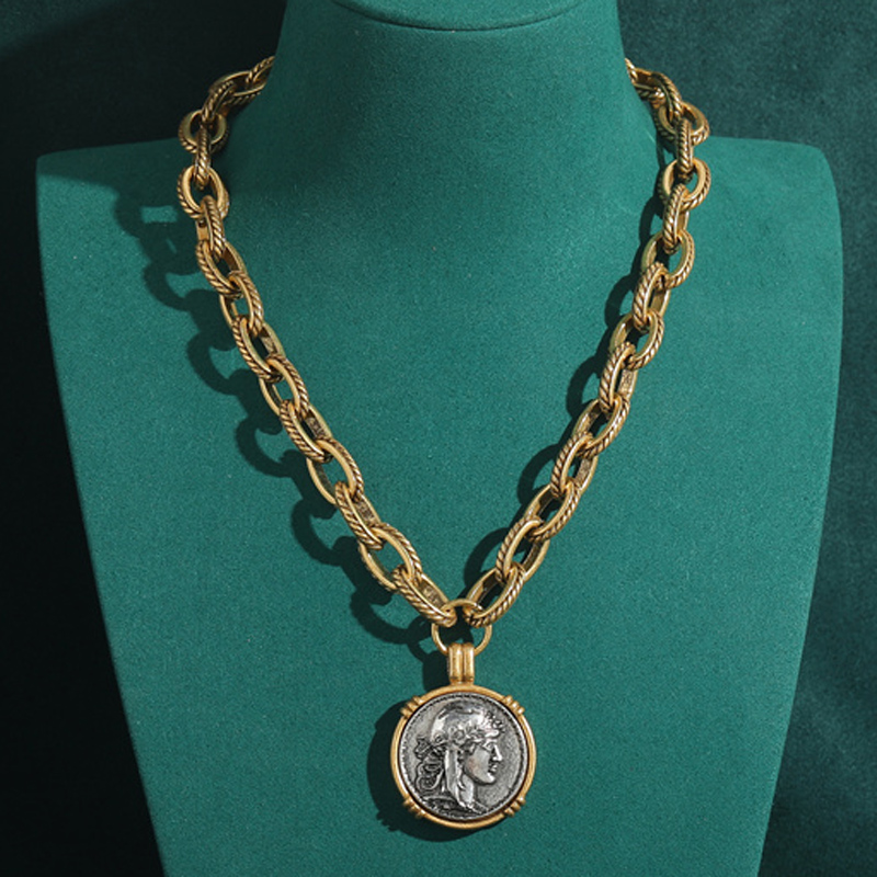 Vintage Collectible Coins - Naszyjniki typu choker w stylu vintage,