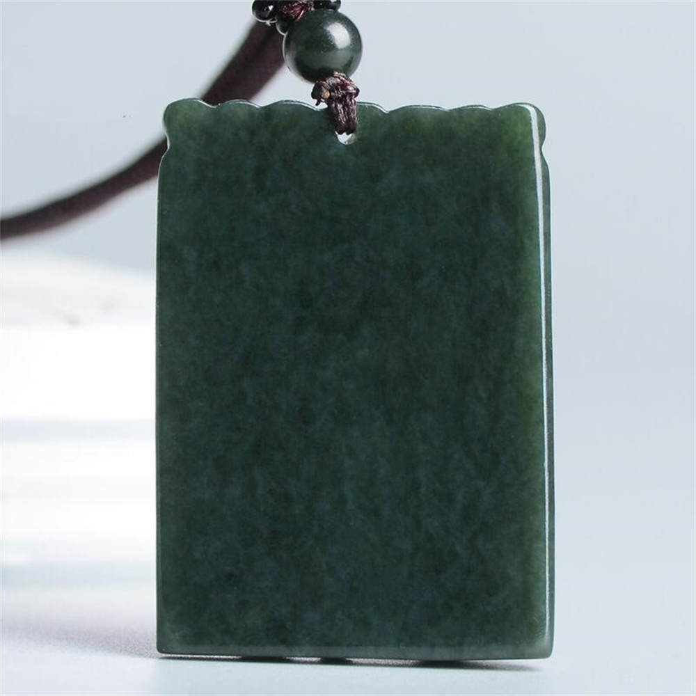 Naturalny ciemnozielony jadeit – Vintage Things Collection recenzja i cena