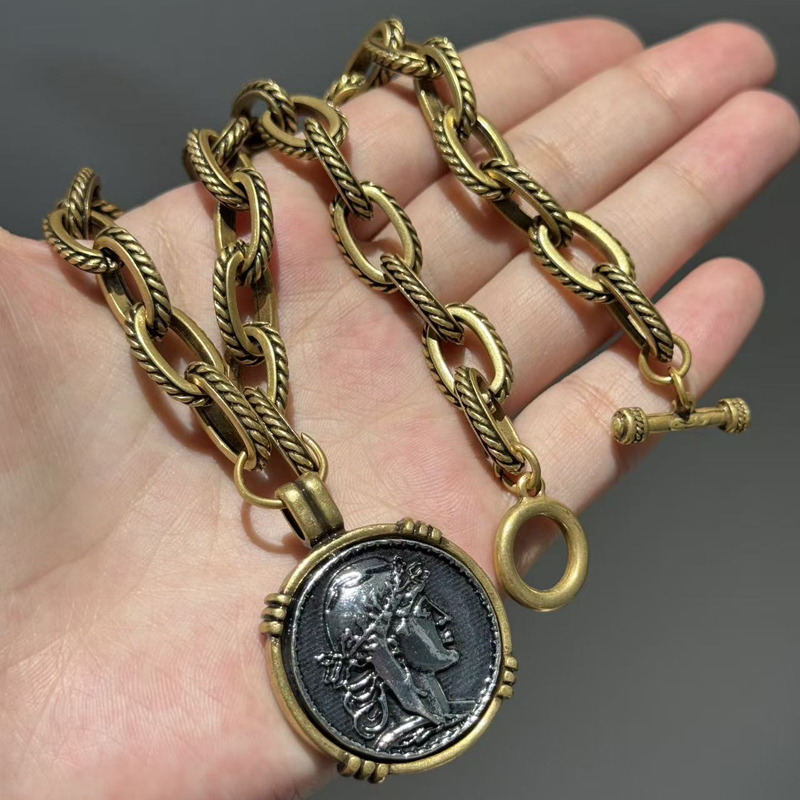 Naszyjniki typu choker w stylu – Vintage Collectible Coins recenzja i cena