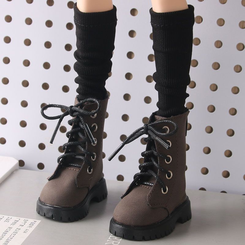 Buty bojowe z vintage zamszu w – Vintage Collectible Shoes recenzja i cena